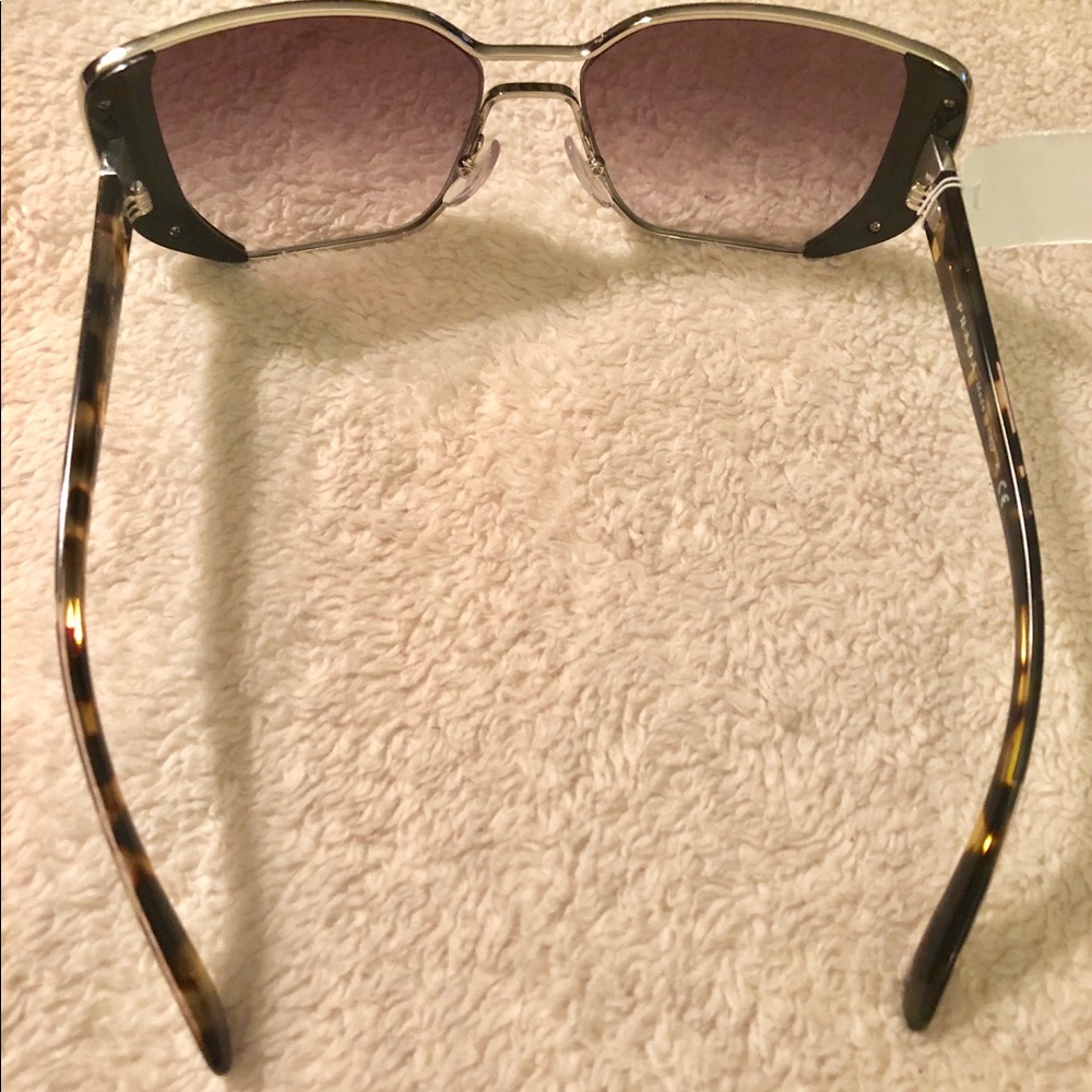 Prada rectangular sunglasses - Picture 4 of 10